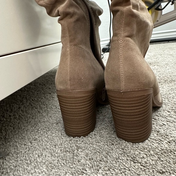 Universal Thread boots - Picture 4 of 5